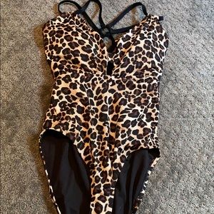 Time and true one piece swimming suit